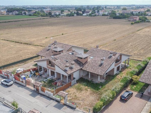casa indipendente in vendita a Cesenatico in zona Borella