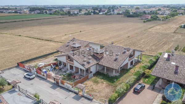 casa indipendente in vendita a Cesenatico in zona Borella