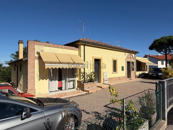 casa indipendente in vendita a Cesenatico in zona Borella