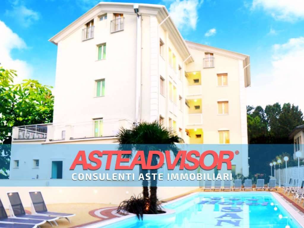 negozio in vendita a Cesenatico