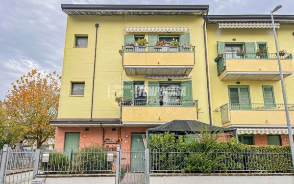 appartamento in vendita a Cesenatico in zona Sala