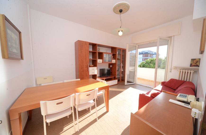 intera palazzina in vendita a Cesenatico