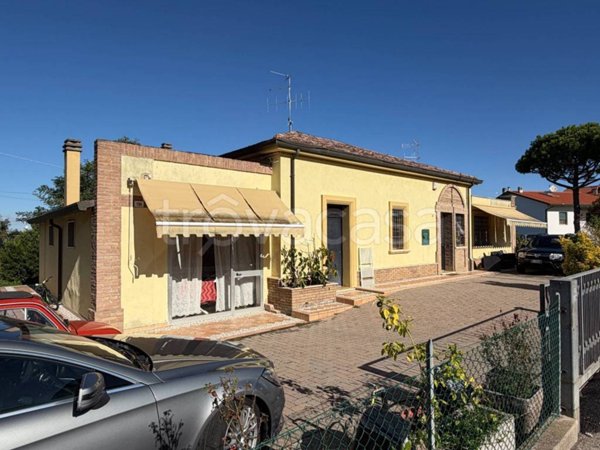 casa indipendente in vendita a Cesenatico in zona Borella