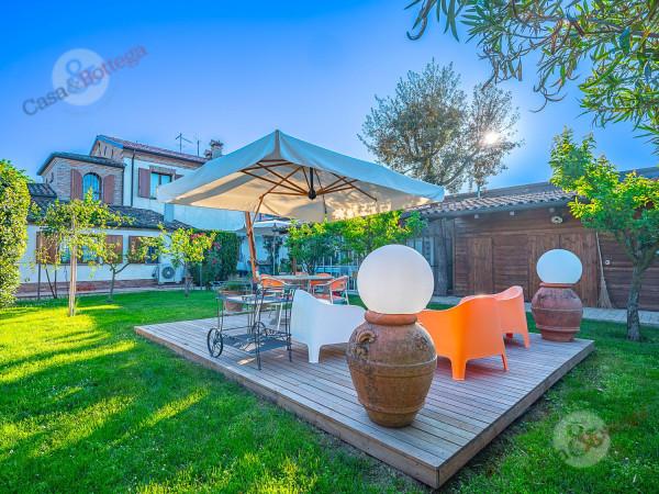 casa indipendente in vendita a Cesenatico