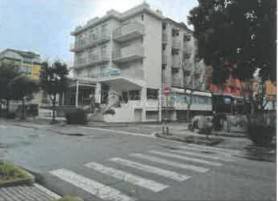 negozio in vendita a Cesenatico in zona Valverde