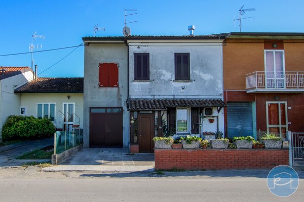 casa indipendente in vendita a Cesenatico in zona Bagnarola