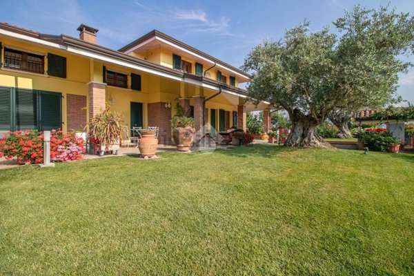 casa indipendente in vendita a Cesenatico in zona Bagnarola