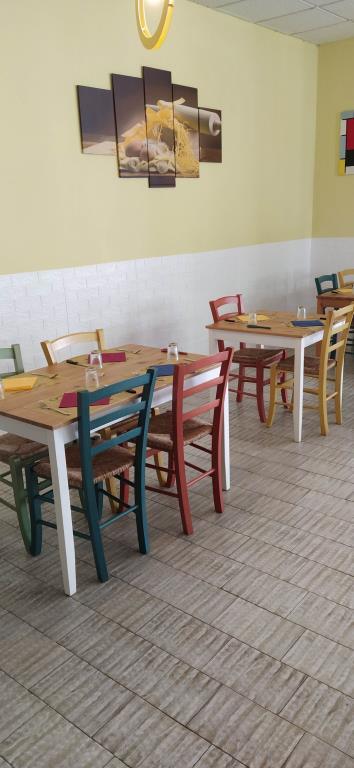 negozio in vendita a Cesenatico in zona Sala