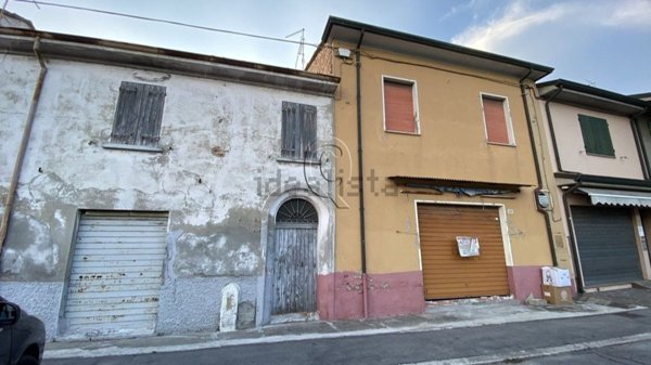 casa indipendente in vendita a Cesenatico in zona Sala
