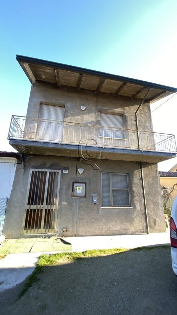 casa indipendente in vendita a Cesenatico in zona Villamarina