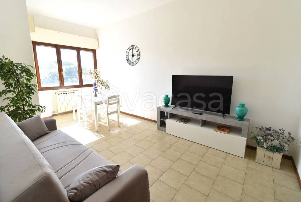 appartamento in vendita a Cesenatico in zona Villamarina