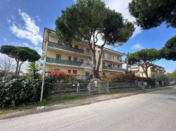 appartamento in vendita a Cesenatico in zona Villamarina