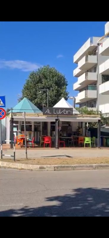 negozio in vendita a Cesenatico in zona Valverde