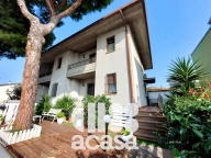 casa indipendente in vendita a Cesenatico