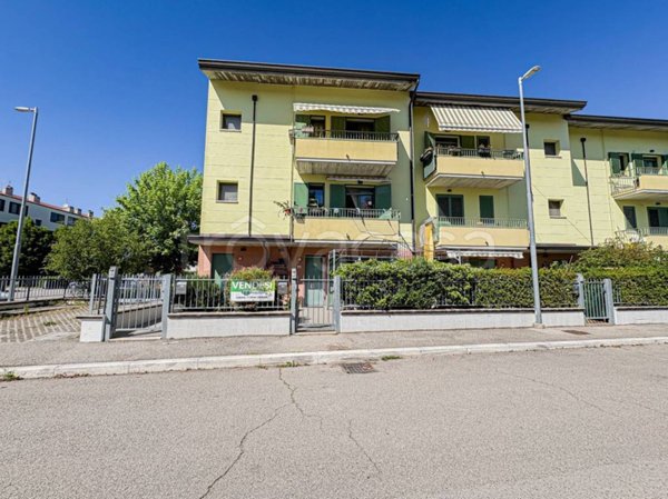 appartamento in vendita a Cesenatico in zona Sala