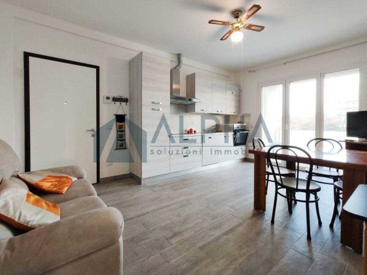 appartamento in vendita a Cesenatico in zona Valverde