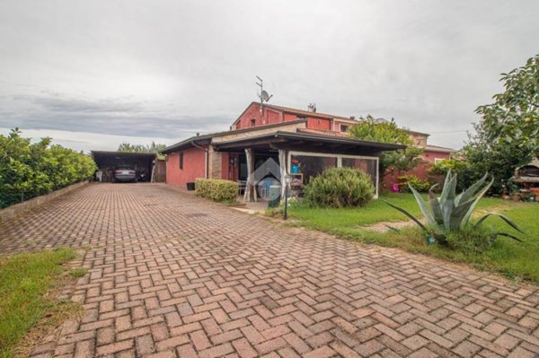 casa indipendente in vendita a Cesenatico in zona Cannucceto