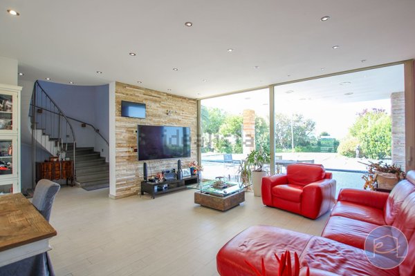 casa indipendente in vendita a Cesenatico in zona Sala