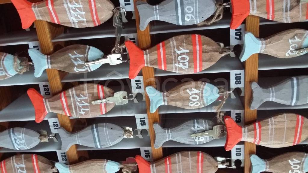 negozio in vendita a Cesenatico