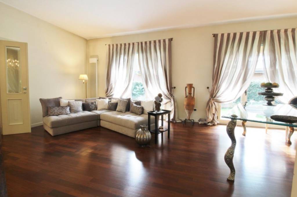 casa indipendente in vendita a Cesenatico