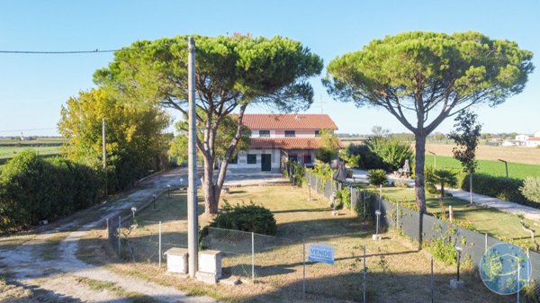 casa indipendente in vendita a Cesenatico in zona Cannucceto