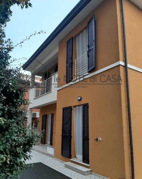 casa indipendente in vendita a Cesenatico