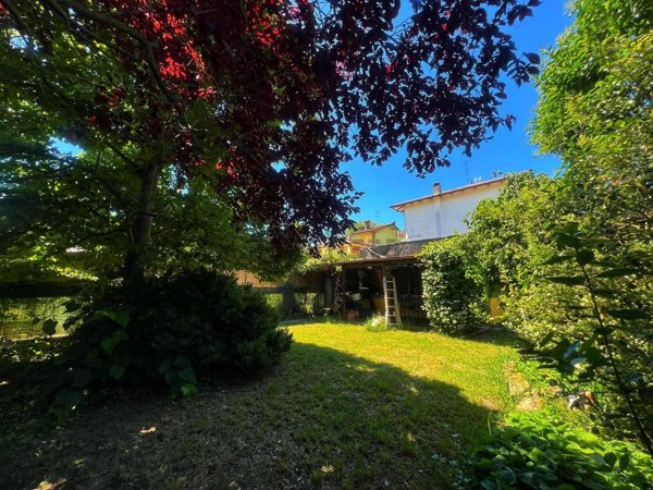 appartamento in vendita a Cesenatico in zona Sala