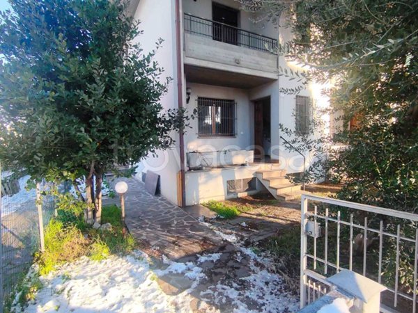 casa indipendente in vendita a Cesenatico in zona Sala