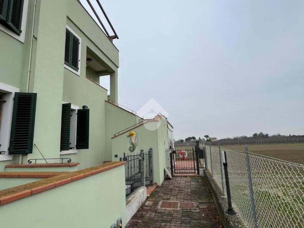 appartamento in vendita a Cesenatico in zona Villalta