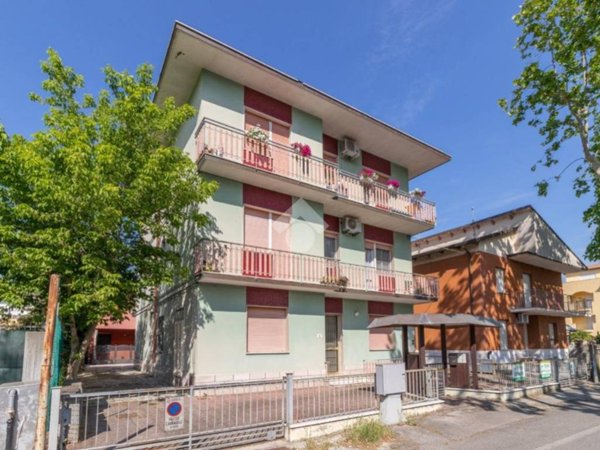 appartamento in vendita a Cesenatico in zona Villamarina