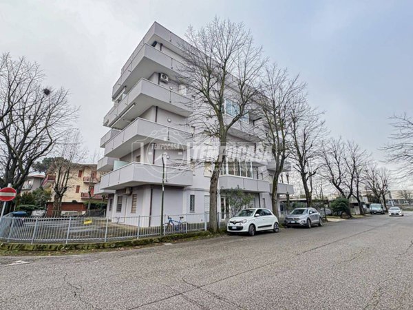 appartamento in vendita a Cesenatico in zona Valverde
