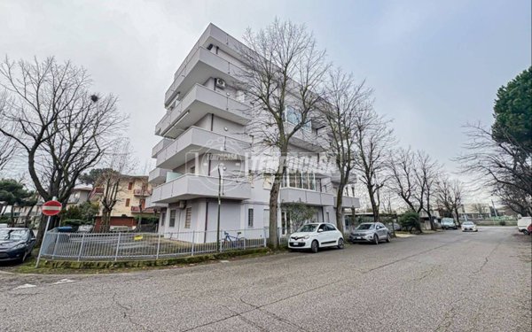 appartamento in vendita a Cesenatico in zona Valverde