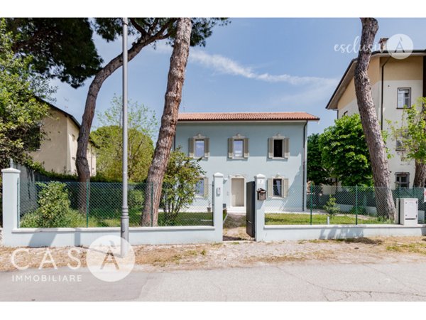 casa indipendente in vendita a Cesenatico