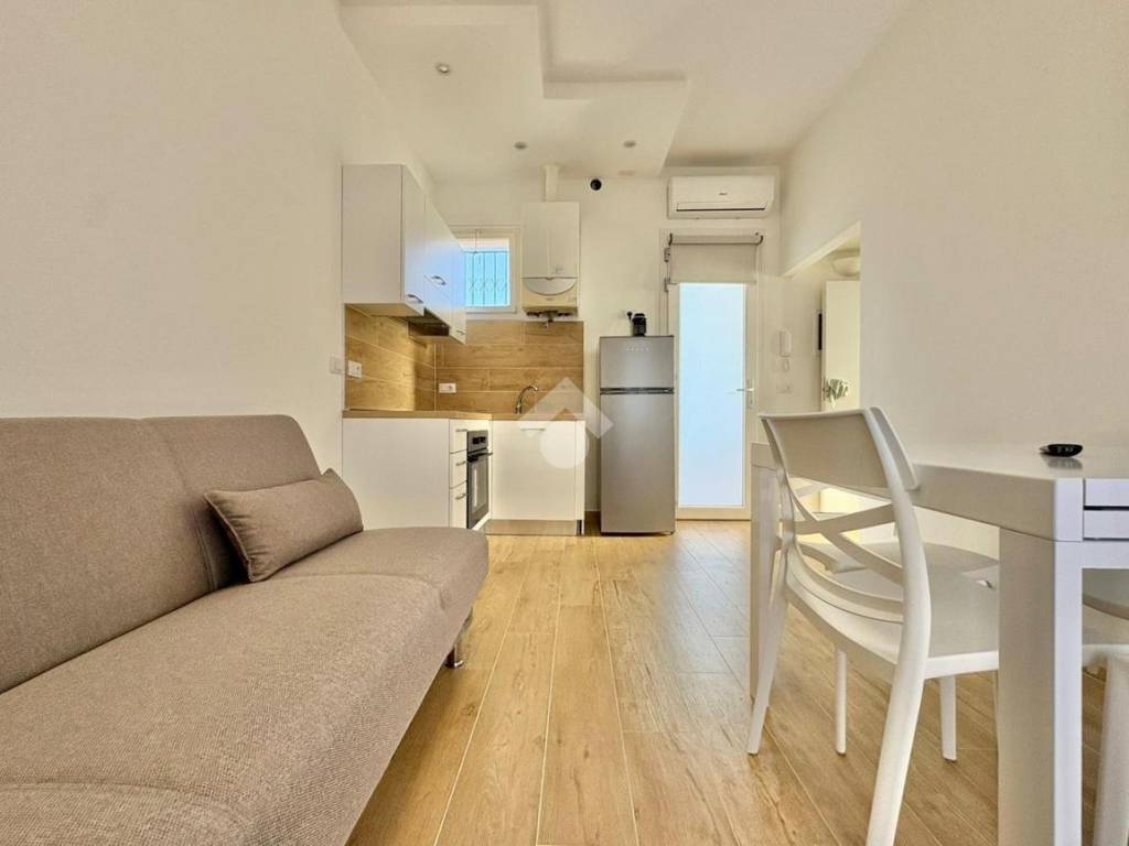 appartamento in vendita a Cesenatico in zona Villamarina