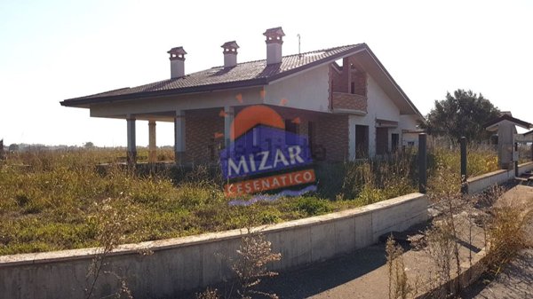 casa indipendente in vendita a Cesenatico in zona Bagnarola