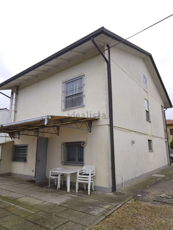 casa indipendente in vendita a Cesenatico in zona Sala