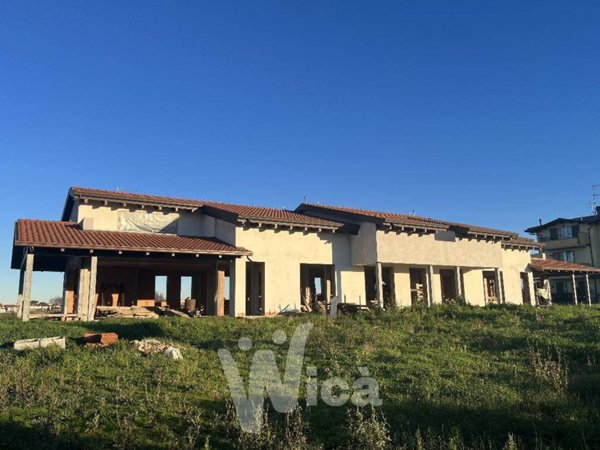 pentavano in vendita a Cesenatico in zona Villalta