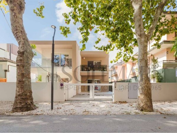 casa indipendente in vendita a Cesenatico