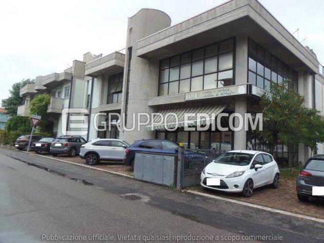 negozio in vendita a Cesenatico