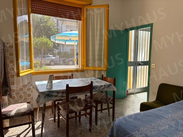 casa indipendente in vendita a Cesenatico in zona Villamarina