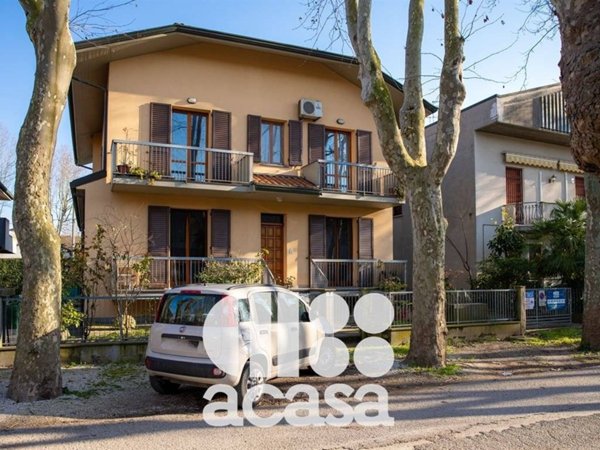 casa indipendente in vendita a Cesenatico
