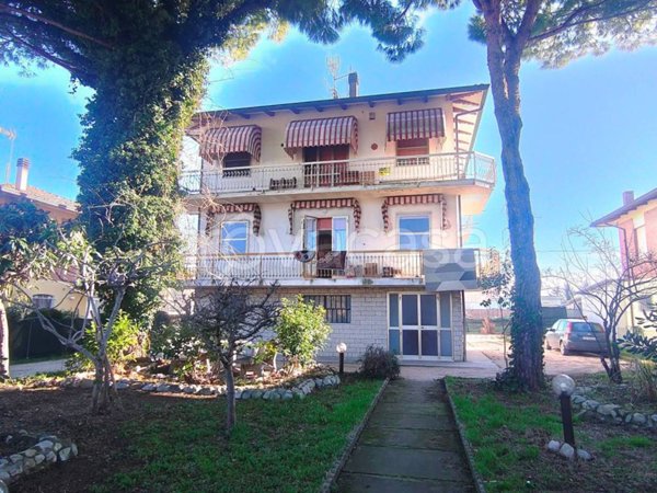 appartamento in vendita a Cesenatico in zona Sala