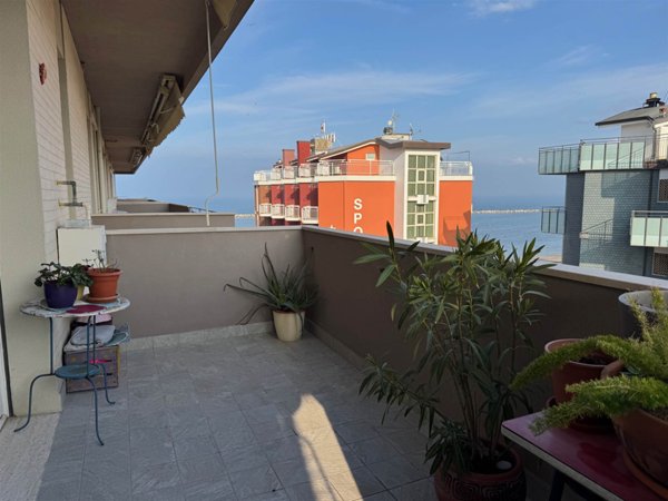 appartamento in vendita a Cesenatico in zona Sala