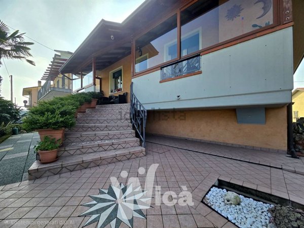 casa indipendente in vendita a Cesenatico in zona Villalta