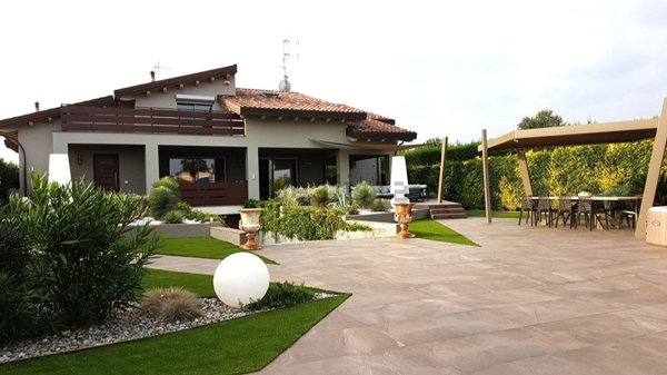 casa indipendente in vendita a Cesenatico in zona Cannucceto