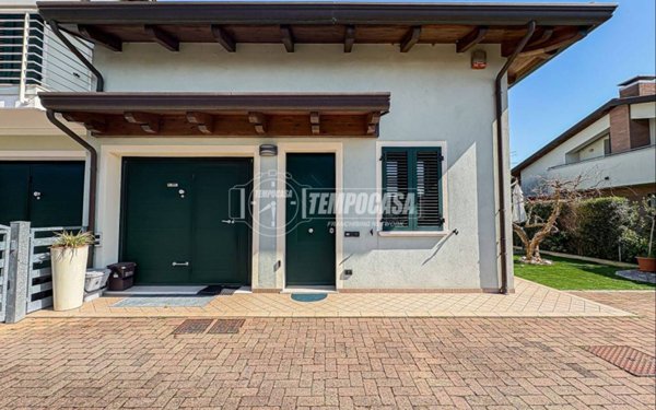 casa indipendente in vendita a Cesenatico in zona Bagnarola