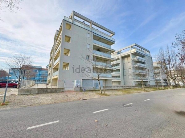 appartamento in vendita a Cesenatico in zona Villamarina