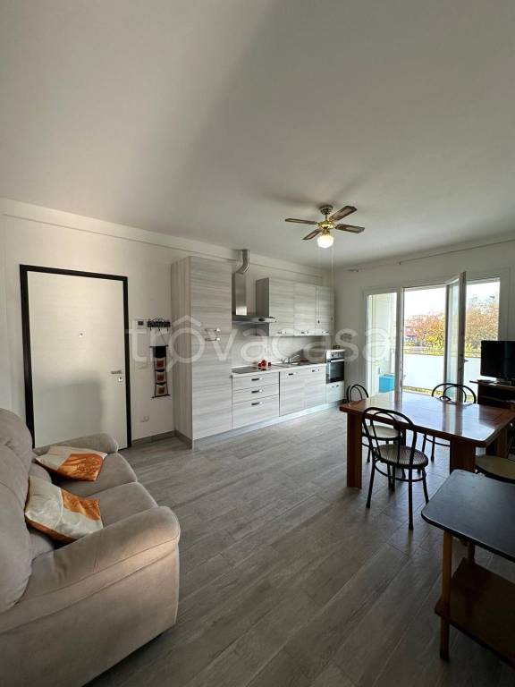 appartamento in vendita a Cesenatico in zona Villamarina