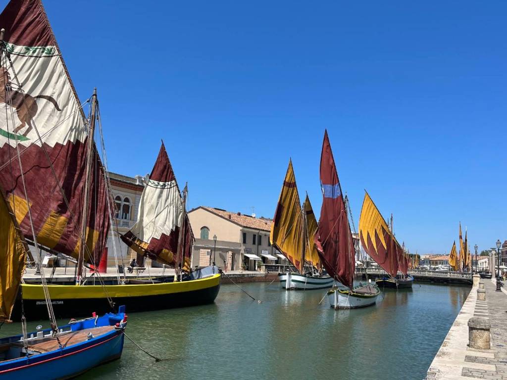 negozio in vendita a Cesenatico