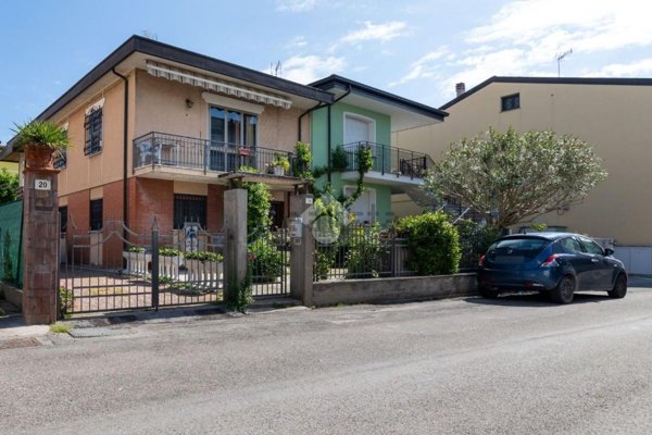 appartamento in vendita a Cesenatico